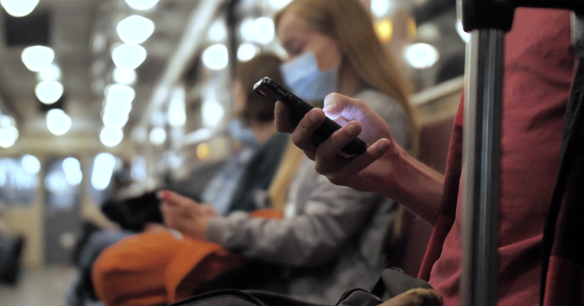 quang cao tren dien thoai thong minh